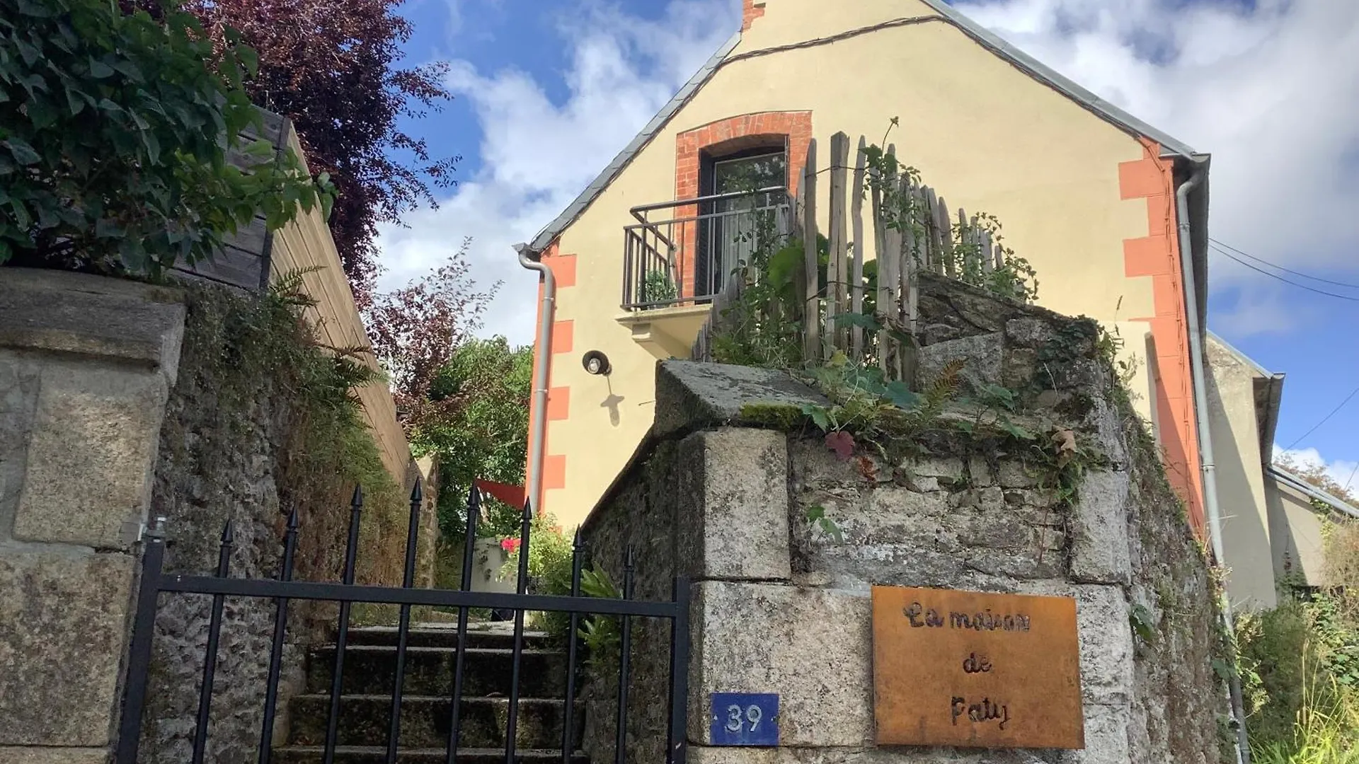 La Maison De Paty 潘波勒 0*,  法国